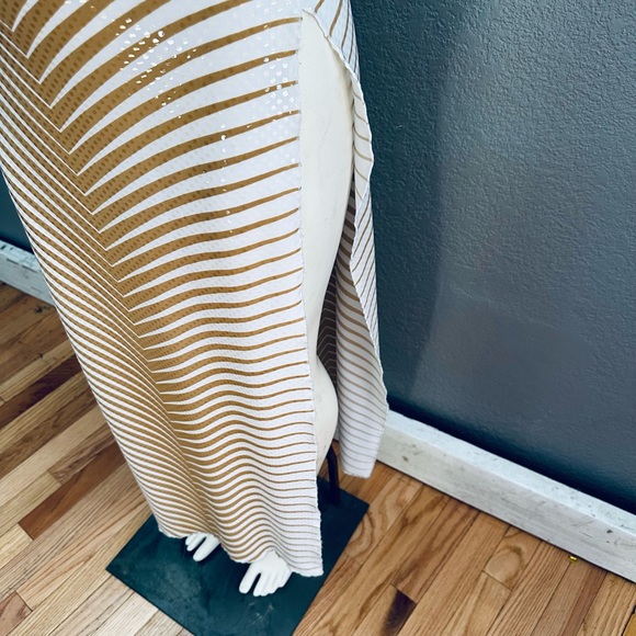 Sharron Leslie Dress - Light & Flowy - NEW! - Picture 3 of 5